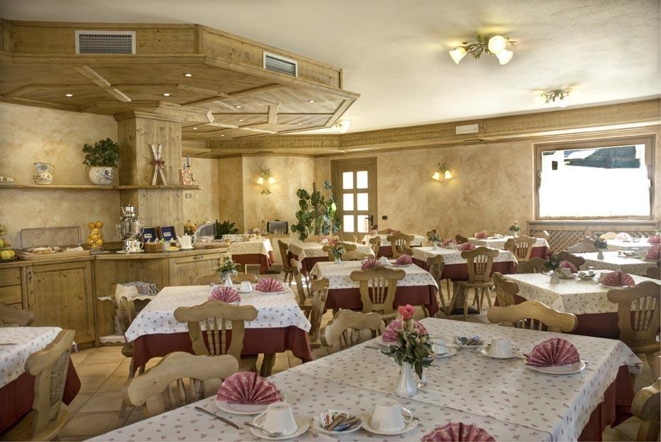 Hotel Costanza Mountain Holiday Ливиньо Екстериор снимка