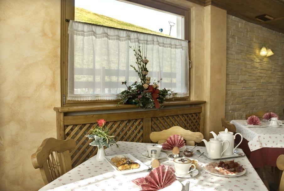 Hotel Costanza Mountain Holiday Ливиньо Екстериор снимка
